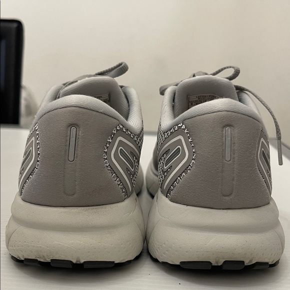 BROOKS GHOST 14 RUNNING SNEAKERS WOMENS SIZE 9 - Picture 3 of 14